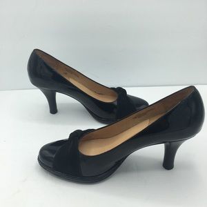 Sofft RETRO HOLLYWOOD 40'S GLAM black patent with velvet bow Size 7M Women’s